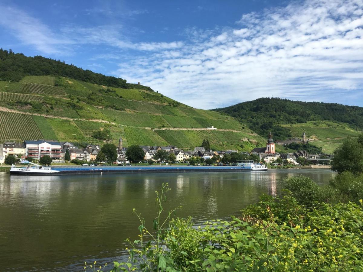 Ferienhaus Am Moselradweg زيل ان دير موسل المظهر الخارجي الصورة